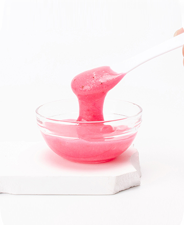 Pomegranate seed jelly mask